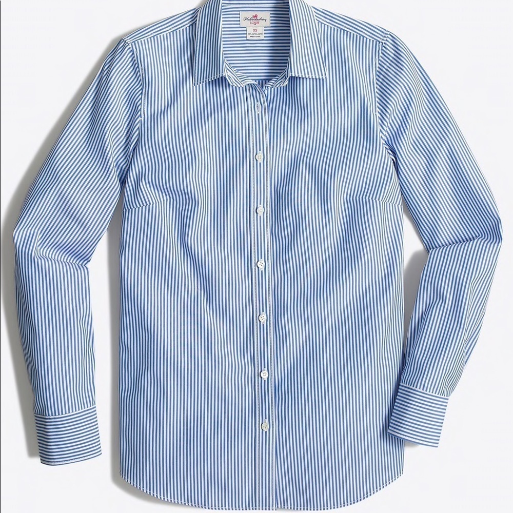 J. CREW Classic button-down shirt. SIZE MEDIUM💙
